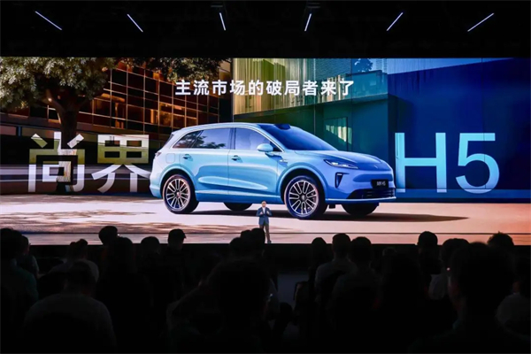 从黄浦江到全世界:上汽如何承载一座城的全球雄心?